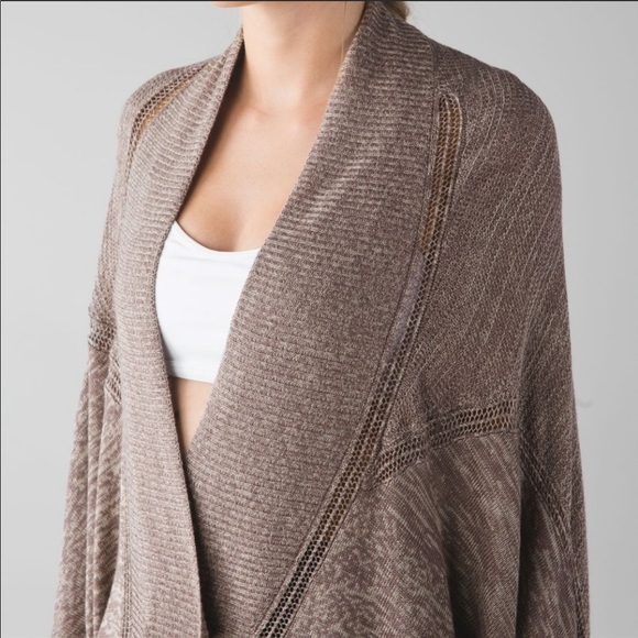 Lululemon 🍋 Breezy Easy Wrap Cardigan - Picture 2 of 7